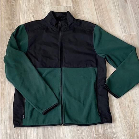 Old Navy Men’s Green and Black Zip Up Jacket